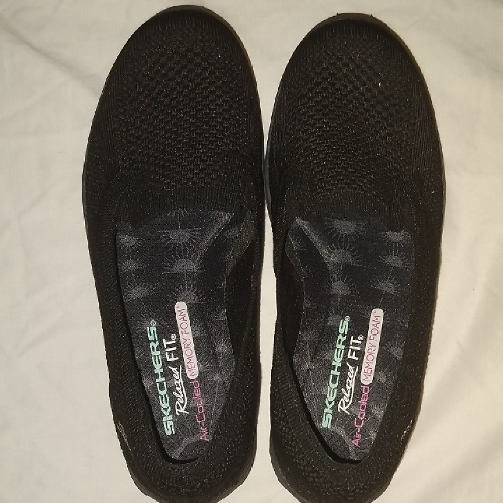 Skechers Black women's Relaxed fit Size 7